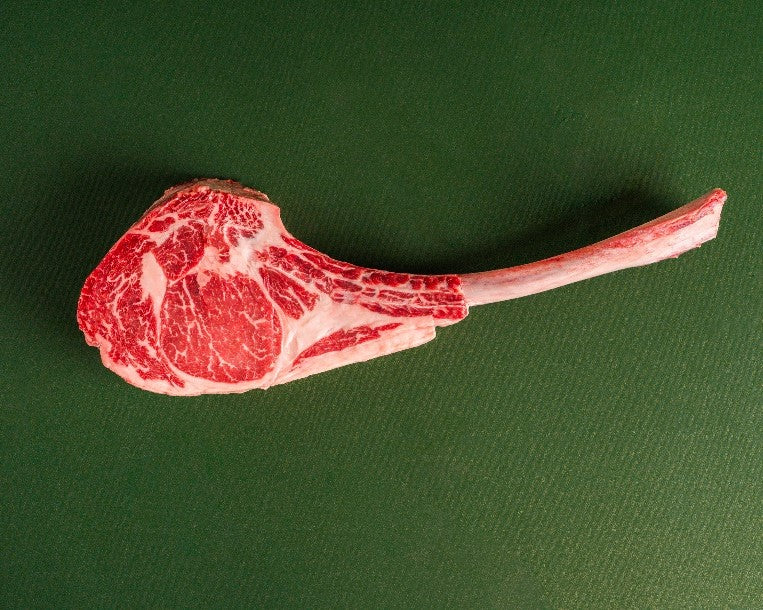 Wagyu Tomahawk 9+